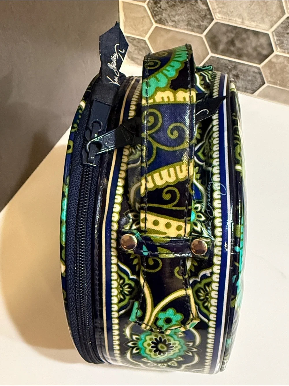 Vera Bradley round cosmetic